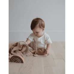 Mushie Regenboog Stapelspeelgoed Tropical -Kinderspeelgoed Winkel mushie regenboog stapelspeelgoed tropical a399514 1