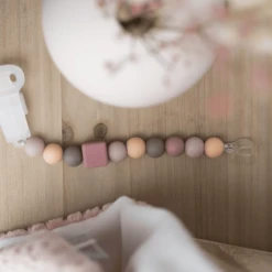 Nattou Dummy Ketting Perzik 11 Nattou Dummy Ketting Perzik -Kinderspeelgoed Winkel nattou dummy ketting perzik a309530 4